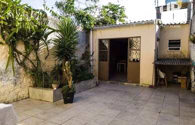 Imagem 9: Sobrado com 4 dormitórios à venda por R$ 390.000 no Porto em Pelotas/RS