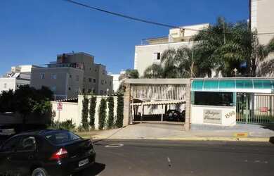 Imagem: O apartamento possui 3 Dormitórios, 2 Banheiros, 2 Vagas na