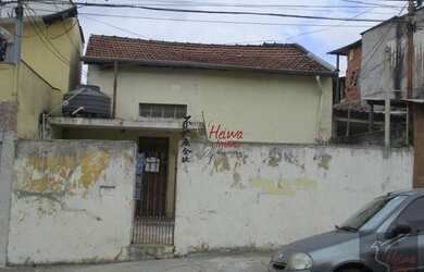 Imagem: A casa possui 2 Dormitórios, 2 Banheiros, 105m² de Área e