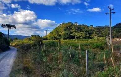 Imagem: O terreno possui 359.000m² de Área e está localizado em