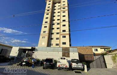 Imagem: O apartamento possui 2 Dormitórios, 1 Banheiro, 2 Vagas na