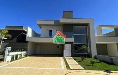 Imagem: A casa em condomínio possui 3 Dormitórios, 5 Banheiros, 4