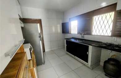 Imagem: A casa possui 2 Dormitórios, 2 Banheiros, 125m² de Área e