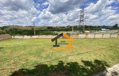 Imagem: O terreno possui 714m² de Área e está localizado em Centro