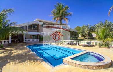 Imagem: A casa em condomínio possui 5 Dormitórios, 5 Banheiros, 3