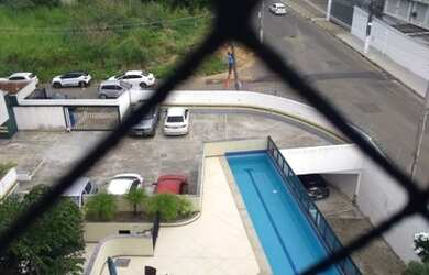 Imagem: O apartamento possui 1 Dormitório, 1 Banheiro, 1 Vaga na garagem