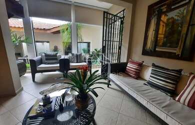 Imagem 14: Casa para venda e locação no Condomínio Arujazinho IV