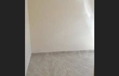 Imagem 6: Aluga se. 1 Vaga na garageme2 Dormitórios