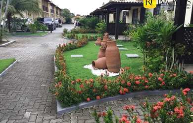 Imagem: A casa possui 2 Dormitórios, 3 Banheiros, 1 Vaga na garagem