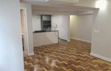 Imagem 13: Apartamento de frente totalmente reformado no Jardim Paulista