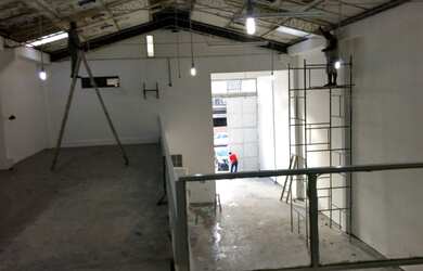 Imagem 8: Galpão/Loja -Ver descrição