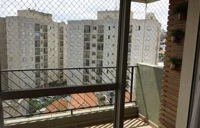 Imagem: O apartamento possui 3 Dormitórios, 1 Banheiro, 1 Vaga na garagem