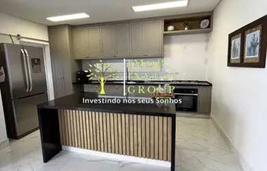 Imagem: A casa em condomínio possui 3 Dormitórios, 4 Banheiros, 4