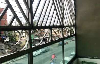 Imagem: A casa possui 2 Dormitórios e 2 Banheiros e está localizado