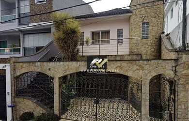 Imagem: A casa possui 3 Dormitórios, 1 Banheiro, 5 Vagas na garagem