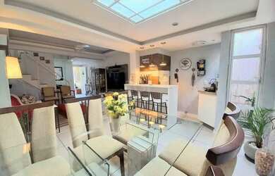 Imagem: A casa em condomínio possui 3 Dormitórios, 3 Banheiros, 1