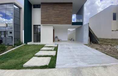 Imagem: A casa em condomínio possui 4 Dormitórios, 3 Banheiros, 2