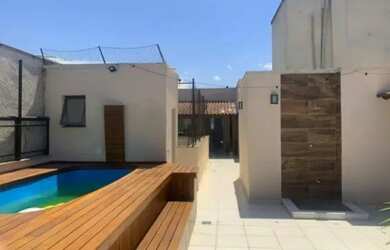 Imagem: O apartamento na cobertura possui 4 Dormitórios, 5 Banheiros