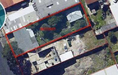 Imagem: O terreno possui 754m² de Área e está localizado em Boqueirão