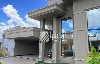 Imagem: A casa em condomínio possui 3 Dormitórios, 4 Banheiros, 4