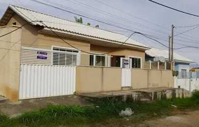 Imagem: A casa possui 2 Dormitórios, 1 Banheiro, 1 Vaga na garagem