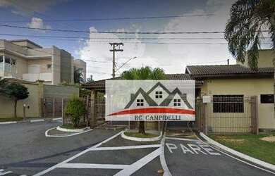 Imagem: A casa em condomínio possui 4 Dormitórios, 5 Banheiros, 5