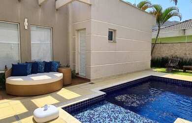 Imagem: A casa em condomínio possui 3 Dormitórios, 4 Banheiros, 4