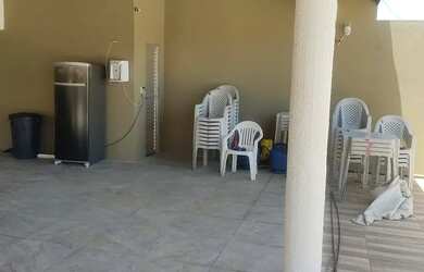 Imagem 2: Casa com piscina