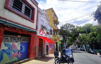 Imagem: O terreno possui 360m² de Área e está localizado em Bela