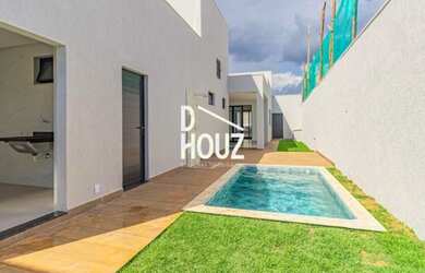 Imagem: A casa em condomínio possui 3 Dormitórios, 4 Banheiros, 4