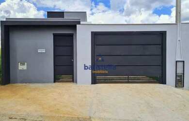 Imagem 3: Essa linda casa está prontinha pra ser o seu novo lar. 100 m² por R$...