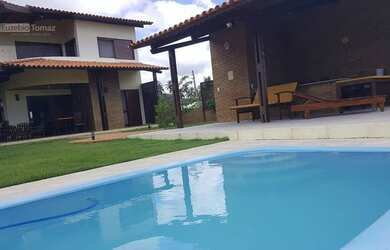 Imagem: A casa em condomínio possui 4 Dormitórios, 5 Banheiros, 4