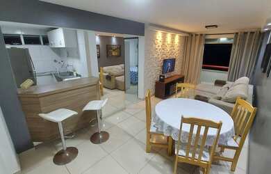 Imagem: O apartamento possui 1 Dormitório, 1 Banheiro, 1 Vaga na garagem