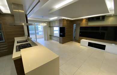 Imagem: O apartamento possui 3 Dormitórios, 2 Banheiros, 2 Vagas na