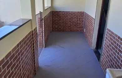 Imagem: A casa possui 2 Dormitórios, 2 Banheiros, 1 Vaga na garagem