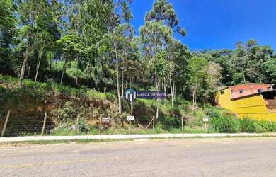 Imagem: O terreno à venda possui 684m² de Área e está localizado