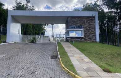 Imagem: O terreno possui 330m² de Área e está localizado em Verona