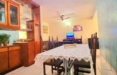 Imagem: A casa possui 3 Dormitórios, 4 Banheiros, 3 Vagas na garagem