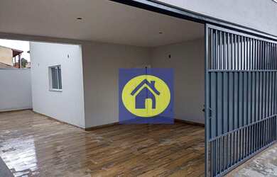 Imagem: A casa em condomínio possui 3 Dormitórios, 3 Banheiros, 2