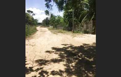 Imagem: O terreno possui 800m² de Área e está localizado em São