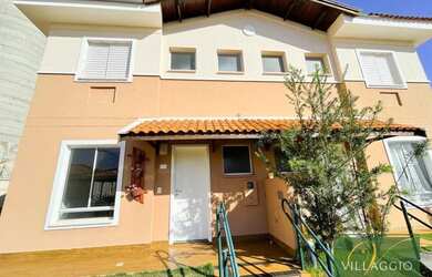 Imagem: A casa em condomínio possui 3 Dormitórios, 3 Banheiros, 2