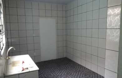 Imagem: A casa possui 1 Dormitório, 1 Banheiro, 24m² de Área e está