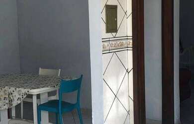 Imagem: A casa possui 2 Dormitórios, 3 Banheiros, 1 Vaga na garagem