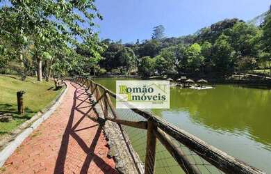 Imagem: O terreno possui 922m² de Área e está localizado em Roseira