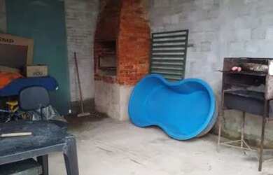 Imagem 2: Vendo essa casa. 1 Vaga na garageme2 Dormitórios