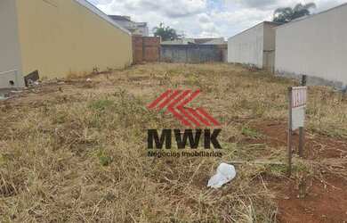 Imagem: O terreno possui 469m² de Área e está localizado em Alto