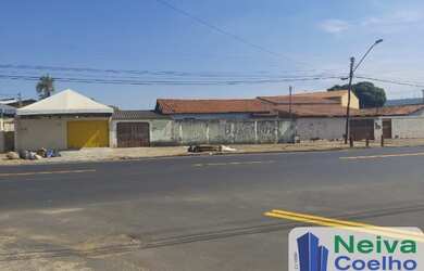 Imagem: O terreno possui 500m² de Área e está localizado em Goiá