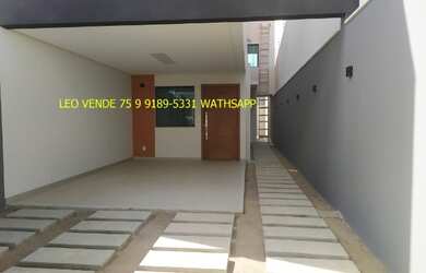 Imagem: A casa possui 2 Dormitórios, 2 Banheiros e 2 Vagas na garagem