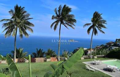 Imagem: A casa em condomínio possui 4 Dormitórios, 5 Banheiros, 3