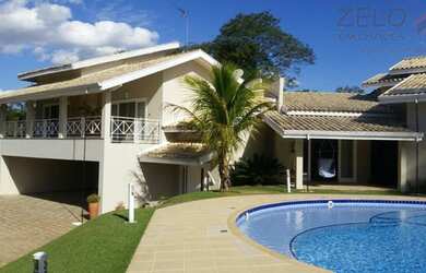 Imagem: A casa possui 2 Dormitórios, 1 Banheiro, 4 Vagas na garagem